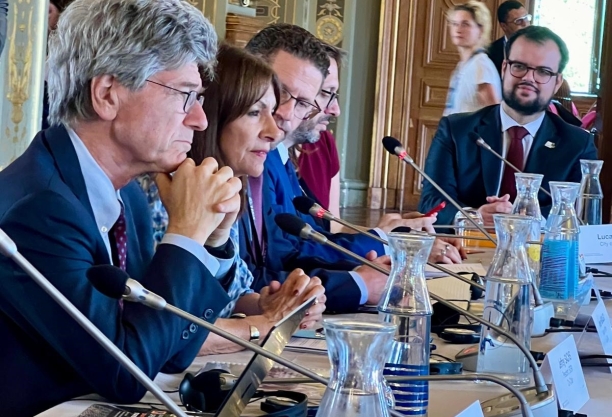 Jeffrey Sachs, Mayor Anne Hidalgo, and Mauricio Rodas in Paris City Hall